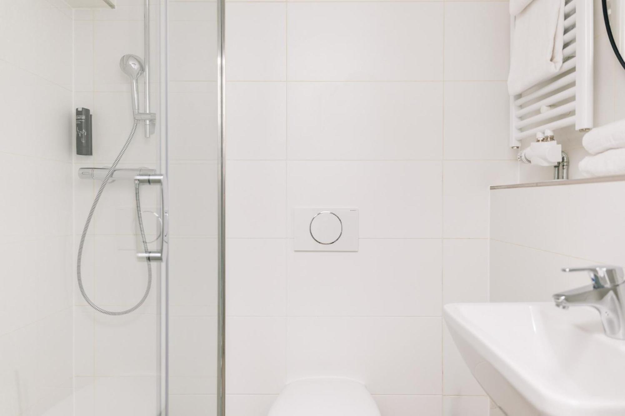 Homaris Apartments Frankfurt フランクフルト エクステリア 写真